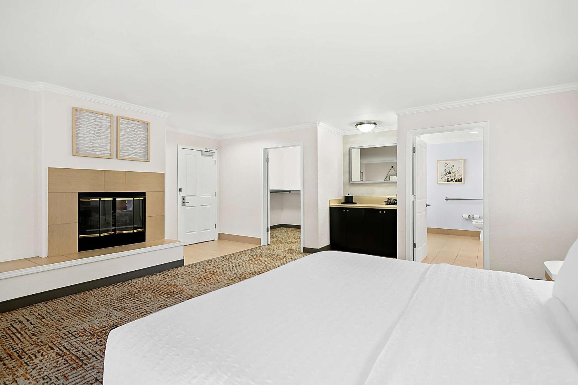 Hampton Inn Morgan Hill Kültér fotó