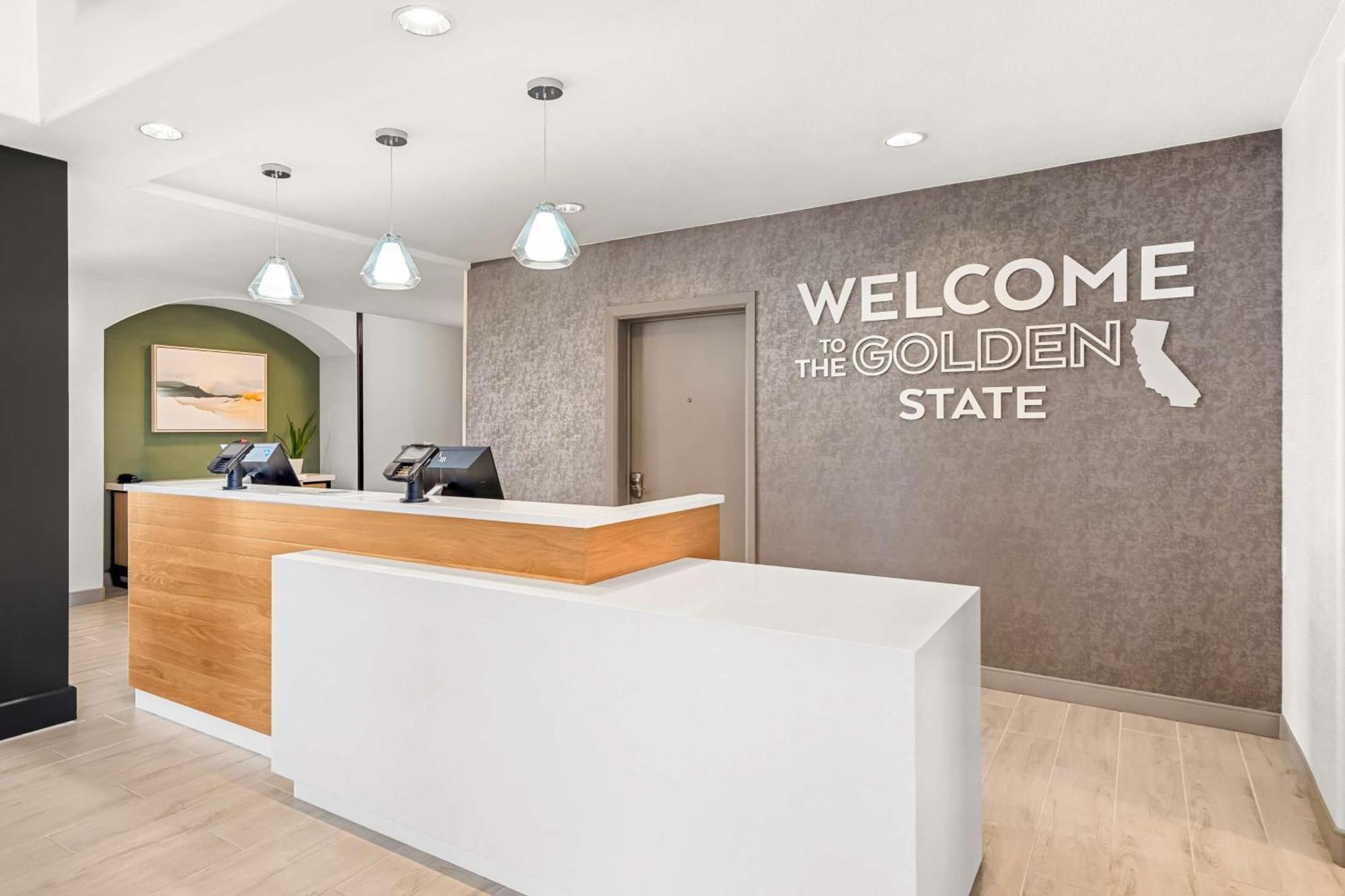 Hampton Inn Morgan Hill Kültér fotó