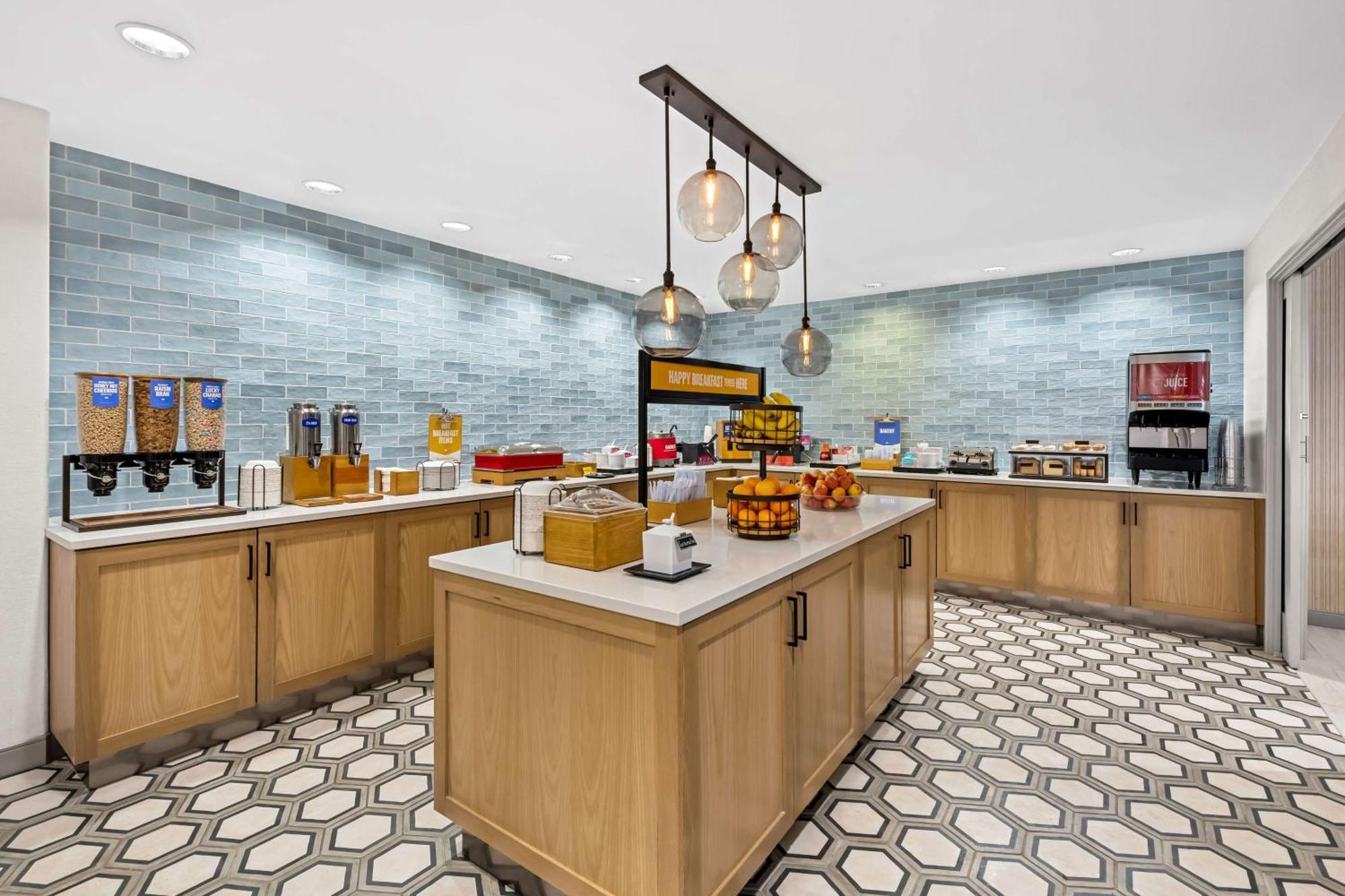 Hampton Inn Morgan Hill Kültér fotó