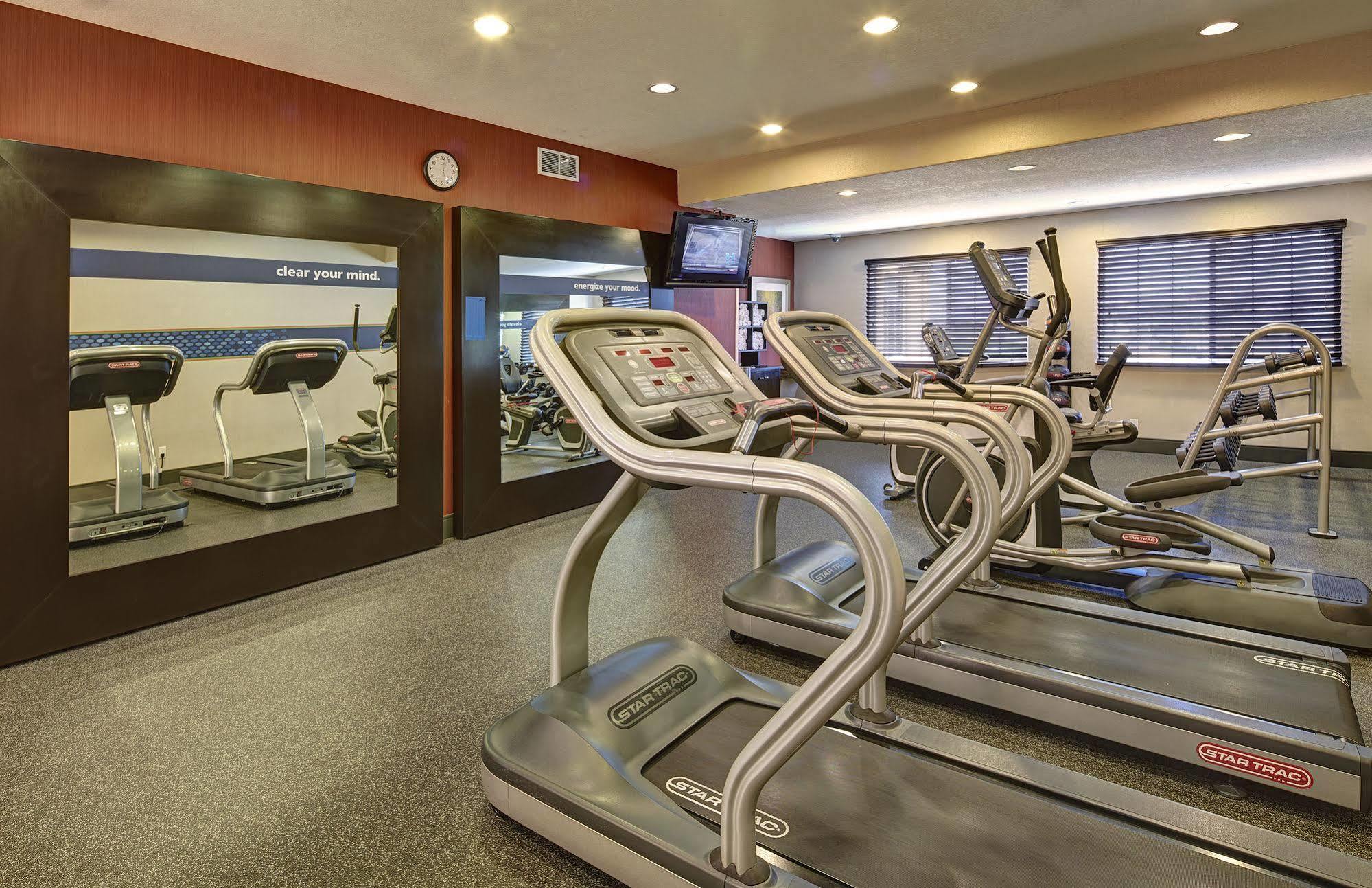 Hampton Inn Morgan Hill Kültér fotó